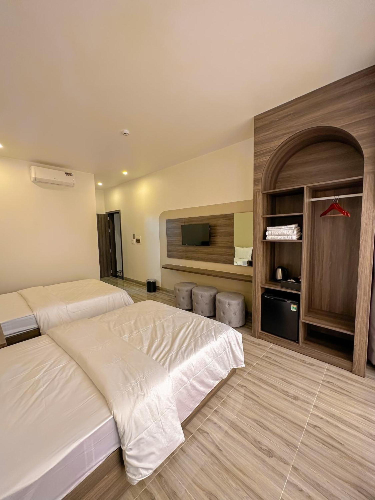 Tuyet Suong Hotel Quảng Ngãi Exteriör bild