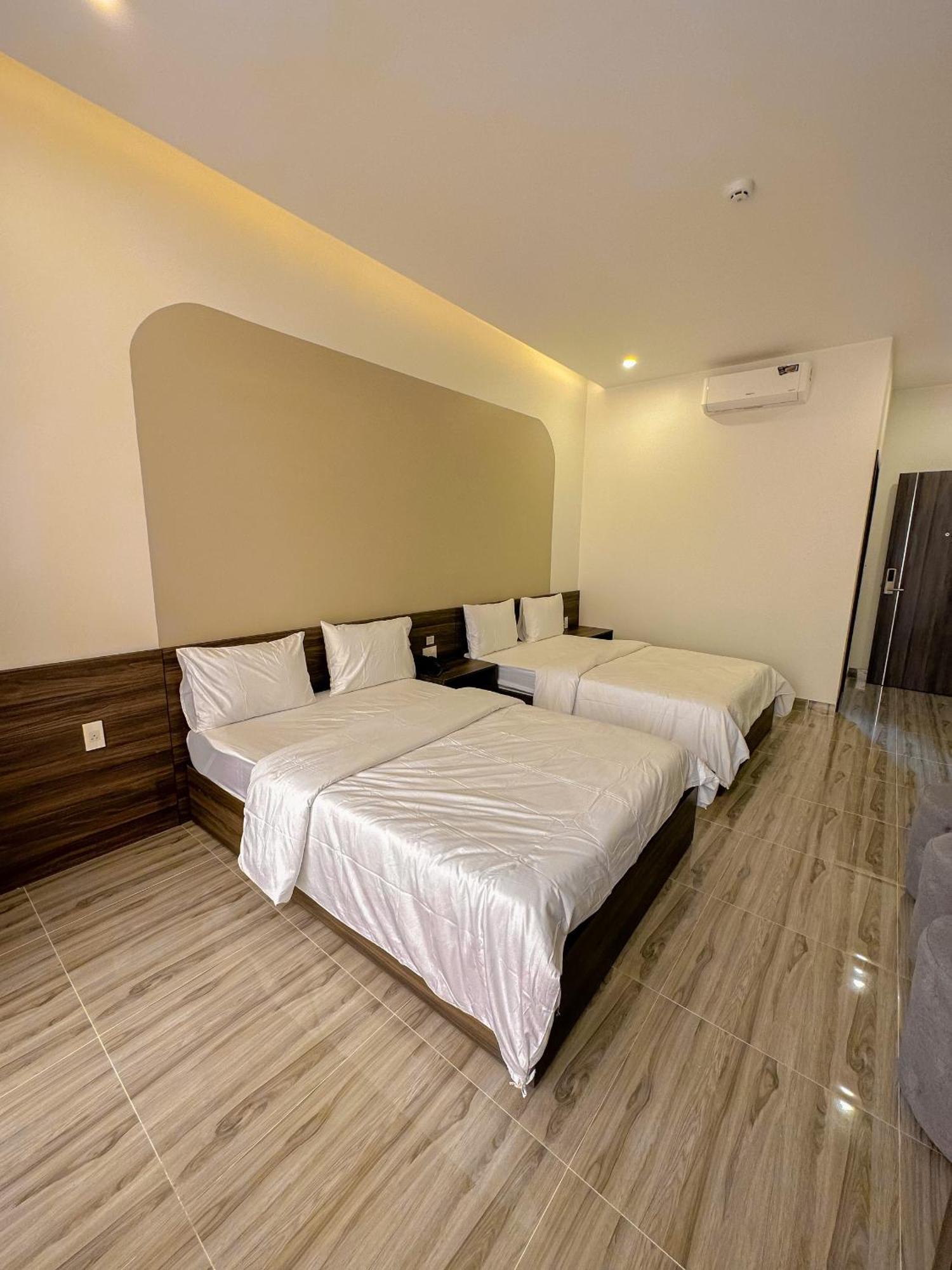 Tuyet Suong Hotel Quảng Ngãi Exteriör bild